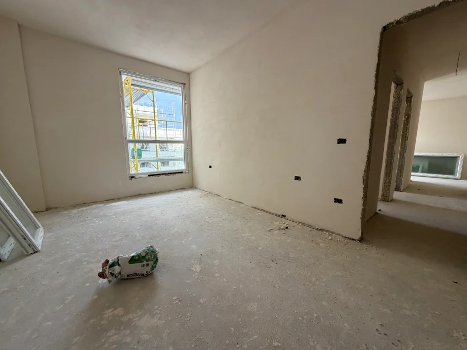 Tirane, shitet apartament 3+1 Kati 6, 99 m² 108.680 € (Univers City, QTU)