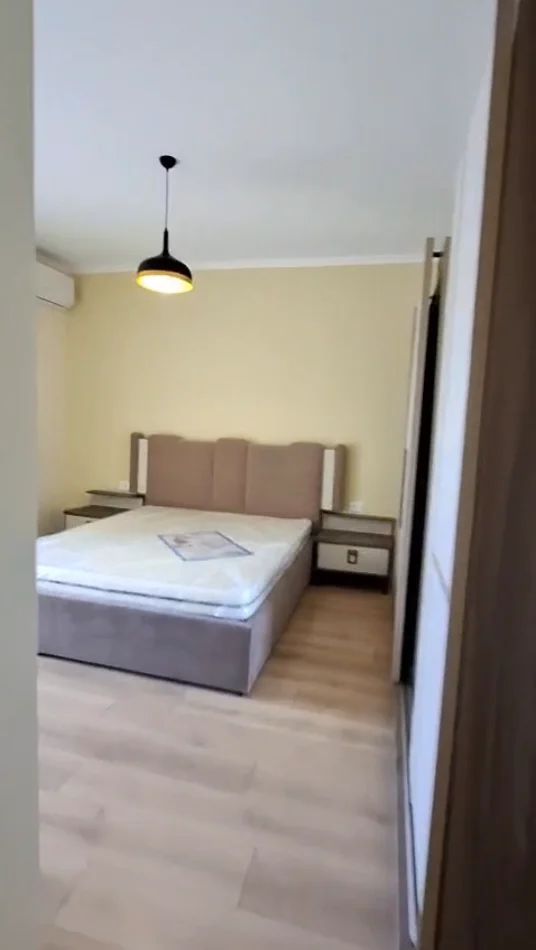 Durres, shitet apartament 2+1+Ballkon Kati 6, 140.000 € 