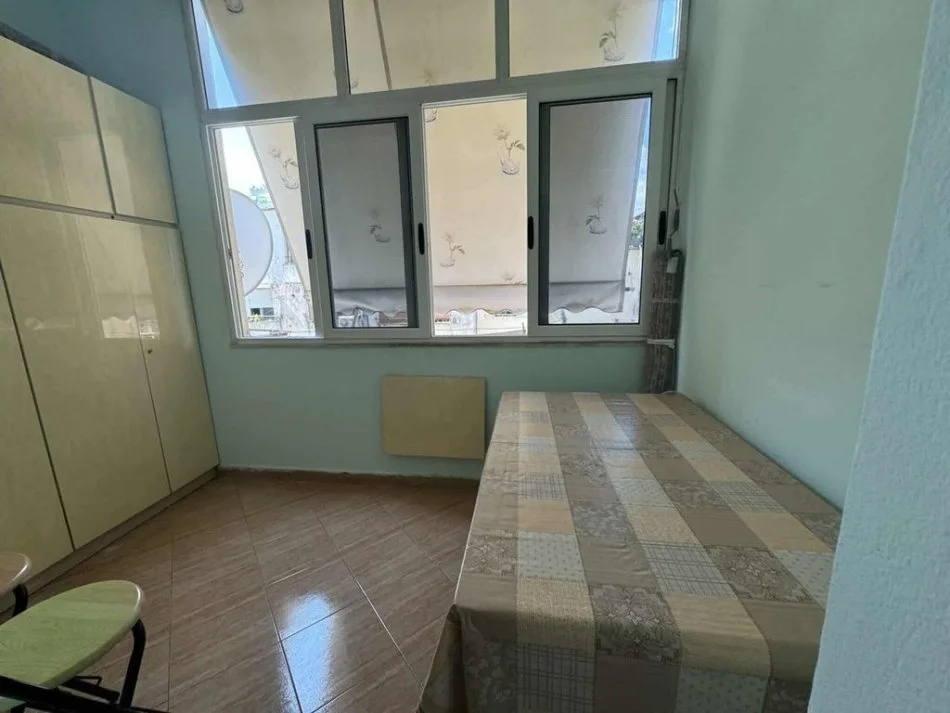 Tirane, jepet me qera apartament 2+1 Kati 4, 54 m² 650 € 