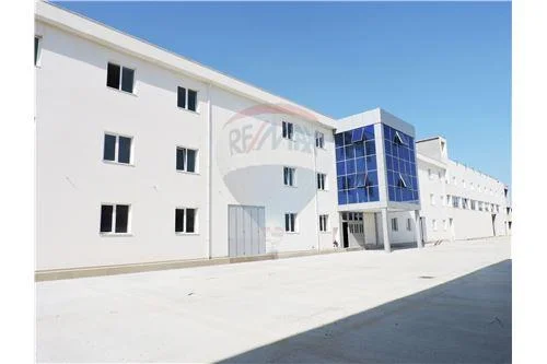 Durres, jepet me qera magazine Kati 0,