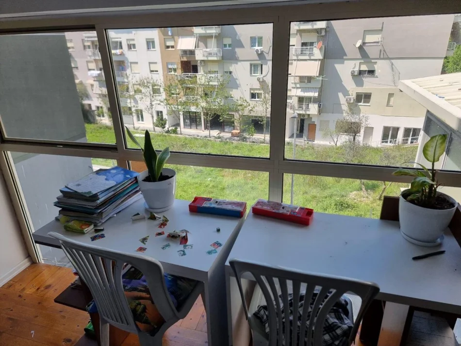 Tirane, shitet garazh | post parkimi Kati 1, 90 m² 130.000 € (Dupleks 2 1 Selite)