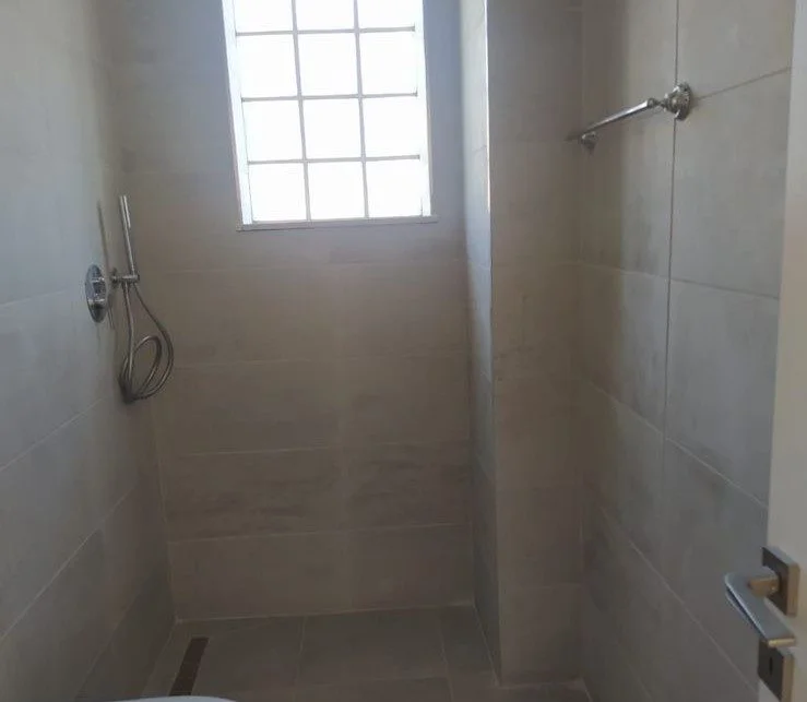 Tirane, jepet me qera apartament 1+1 Kati 2, 62 m² 350 € (Shkoze)