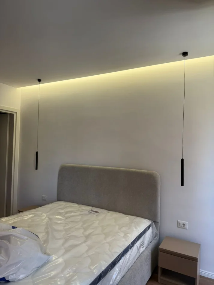 Tirane, jepet me qera apartament 1+1 Kati 3, 55 m² 550 € (Fusha Aviacionit)