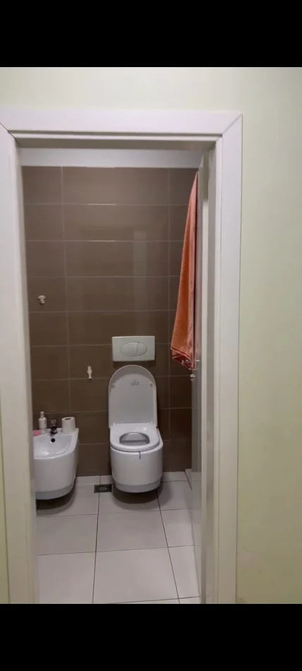 Tirane, jepet me qera apartament 1+1 Kati 3, 78 m² 600 € (Komuna E Parisit)