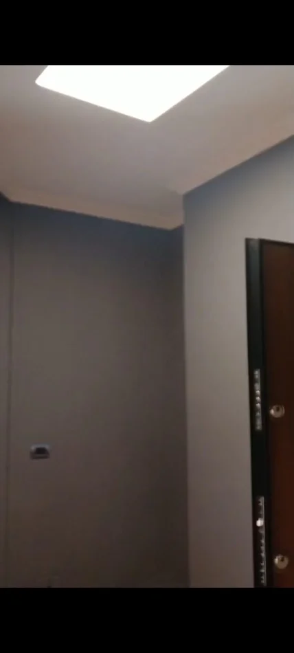 Tirane, jepet me qera ambjent biznesi Kati 8, 70 m² 600 € (Rruga Sami Frasheri)