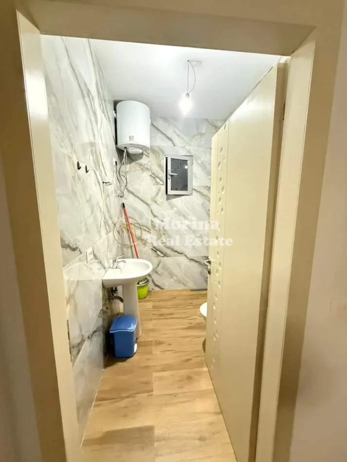 Tirane, jepet me qera apartament 1+1 Kati 1, 50 m² 350 € (Allias)