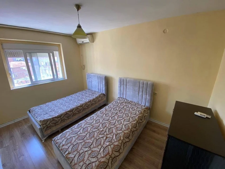 Tirane, jepet me qera apartament 2+1 Kati 5, 85 m² 450 € (Stacioni Trenit/Rruga e Dibres/5 Maji/Medreseja)