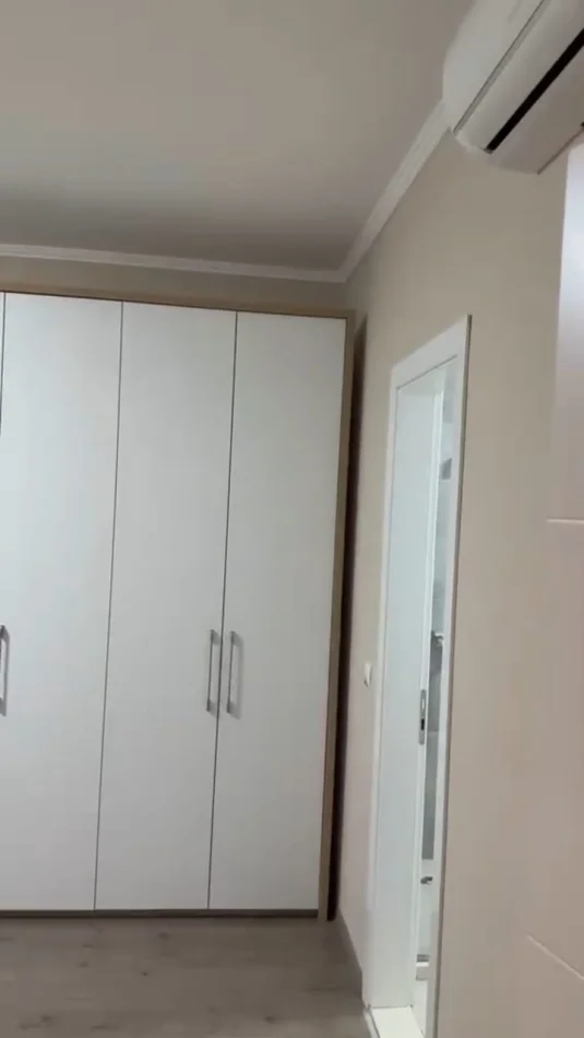 Tirane, jepet me qera apartament 2+1 Kati 4, 100 m² 650 € (Rruga Xhanfize Keko)