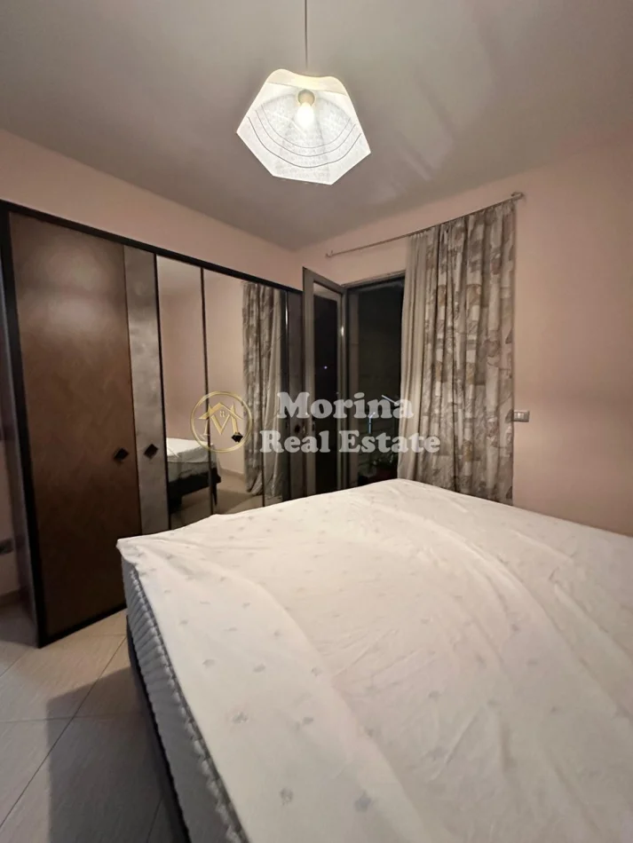 Tirane, jepet me qera apartament 1+1 Kati 2, 60 m² 450 € (Rruga e Dibrës)