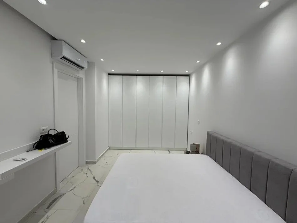 Tirane, jepet me qera apartament 1+1 Kati 6, 70 m² 760 € (Zogu I Zi)