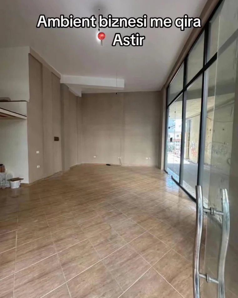 Tirane, jepet me qera dyqan Kati 0, 52 m² 350 € (Prane rrethit te Astirit)