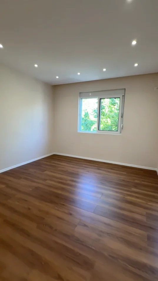 Durres, shitet apartament 2+1+Ballkon Kati 2, 83 m² 107.000 € 