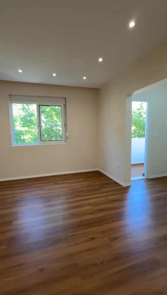 Durres, shitet apartament 2+1+Ballkon Kati 2, 83 m² 107.000 € 