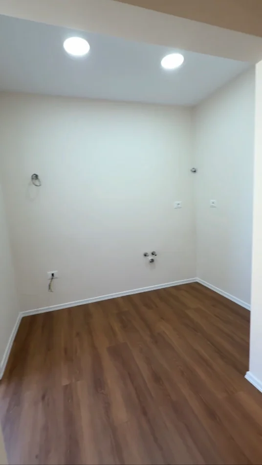 Durres, shitet apartament 2+1+Ballkon Kati 2, 83 m² 107.000 € 