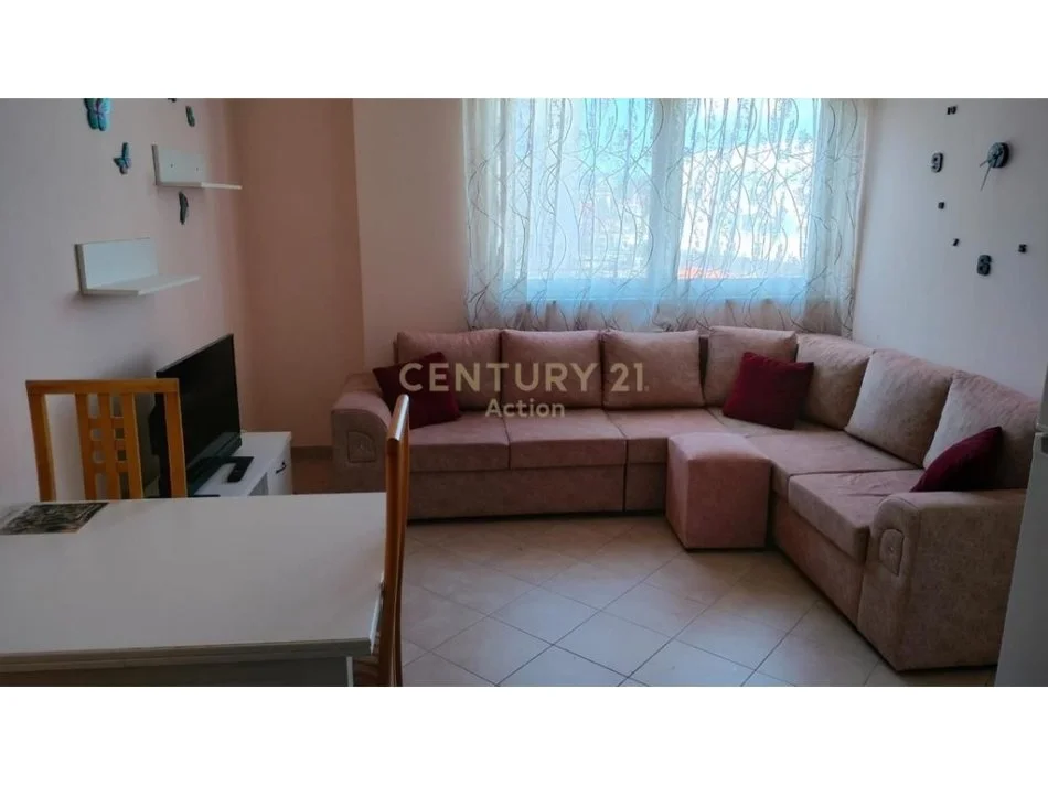 Tirane, jepet me qera apartament 2+1 Kati 7, 74 m² 450 € 