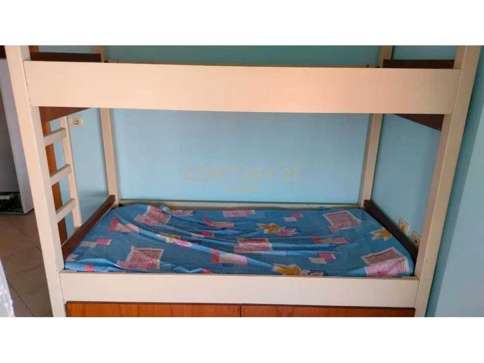 Tirane, jepet me qera apartament 2+1 Kati 7, 74 m² 450 € 