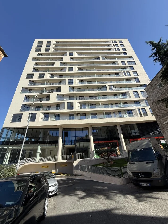 Tirane, shitet apartament 1+1+Ballkon Kati 7, 75 m² 164.999 € (GoldenTower Mine Peza Okazion)