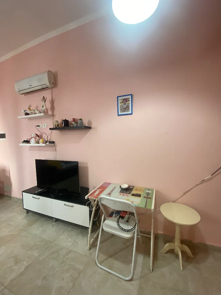 Durres, jepet me qera apartament 1+1 Kati 1, 50 m² 300 € 