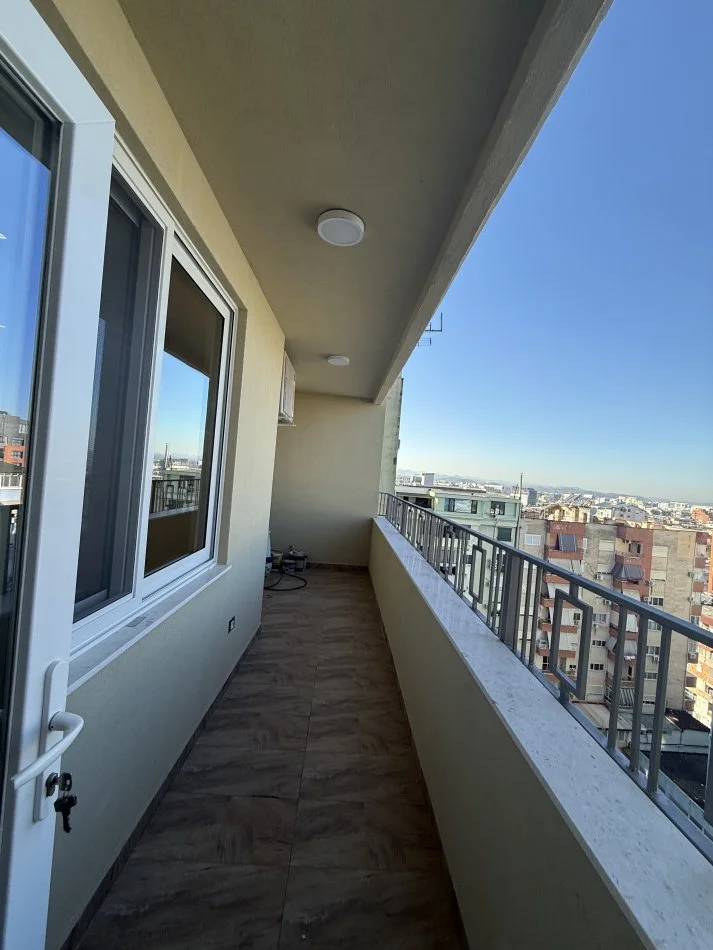 Mundesi ideale Investimi ✅Shiten 2 apartamente 1+1 te Ish Ekspozita Kati 10, 143 m² 400.000 € (Bulevardi gjergj fishta)
