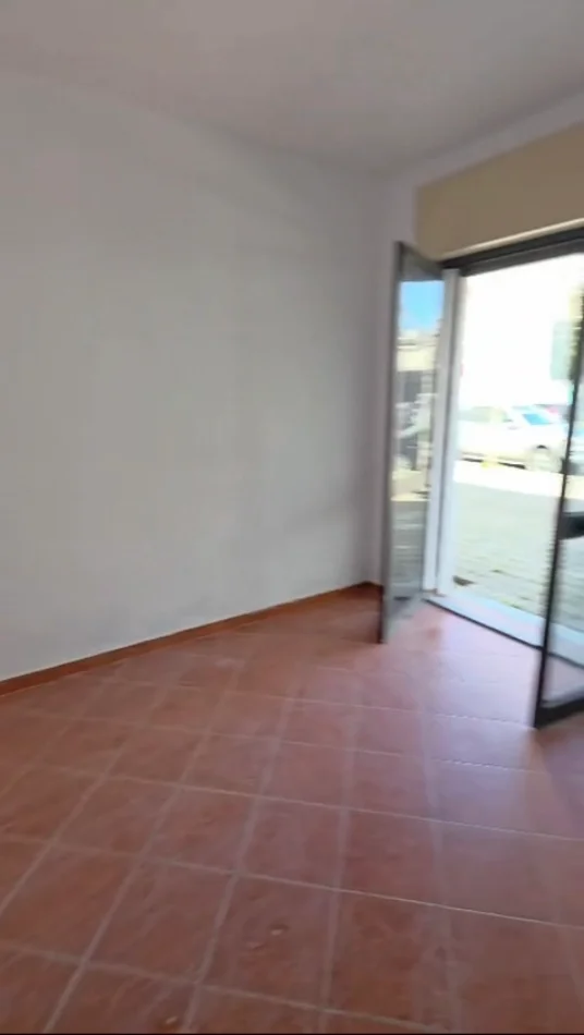 Durres, shitet ambjent biznesi Kati 0, 70 m² 125.000 € 