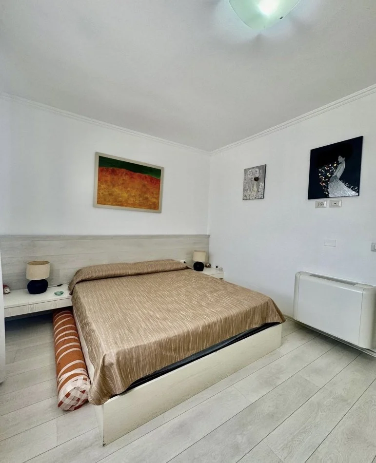 Tirane, shitet apartament , 106 m² 229.000 € 