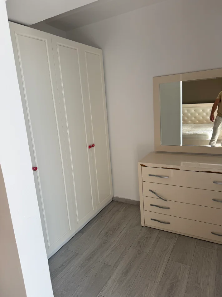 Durres, jepet me qera apartament 1+1+Aneks+Ballkon Kati 2, 60 m² 470 € (Vollga currila)