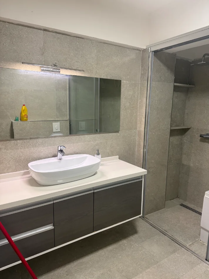 Durres, jepet me qera apartament 1+1+Aneks+Ballkon Kati 2, 60 m² 470 € (Vollga currila)