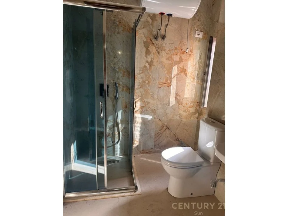 Tirane, jepet me qera apartament 1+1 Kati 6, 60 m² 450 € 