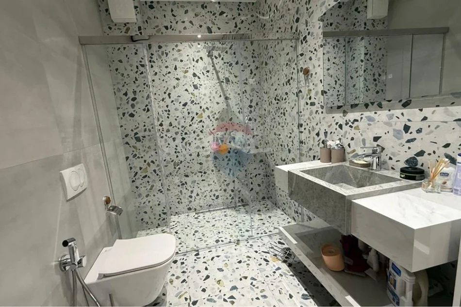 jepet me qera apartament 1+1 Kati 4, 70 m² 750 €