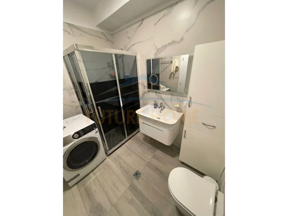 Tirane, shitet apartament 2+1+Ballkon Kati 7, 113 m² 154.000 € (Misto Mame)