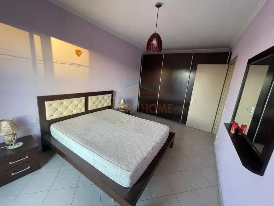 Tirane, shitet apartament 2+1+Ballkon Kati 6, 99 m² 125.000 € (Yzberisht)