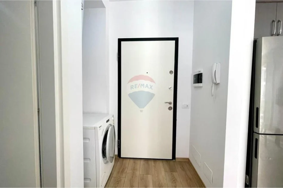 Tirane, jepet me qera apartament 1+1 Kati 6, 65 m² 400 € 