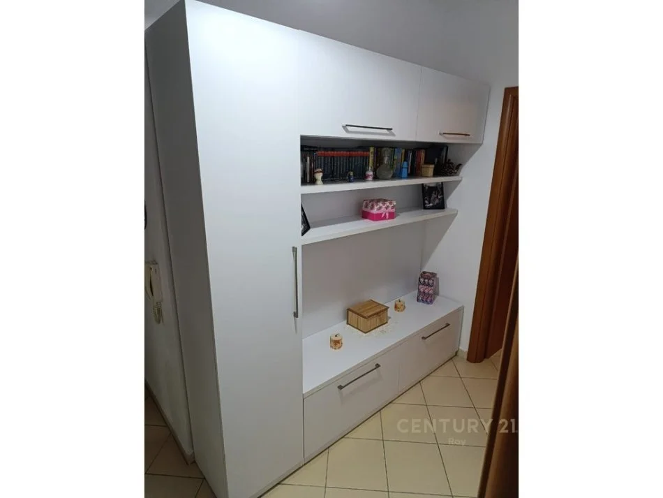 Durres, jepet me qera apartament 2+1 Kati 2, 80 m² 500 € 
