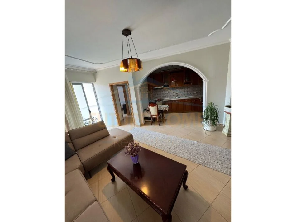 Tirane, shitet apartament 2+1+Ballkon Kati 2, 103 m² 118.000 € (Fresk)