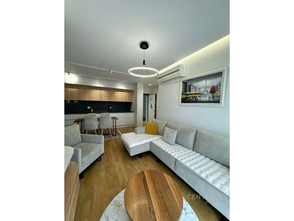 Tirane, jepet me qera apartament 2+1 Kati 2, 100 m² 700 € (Rruga Hamdi Pepa)