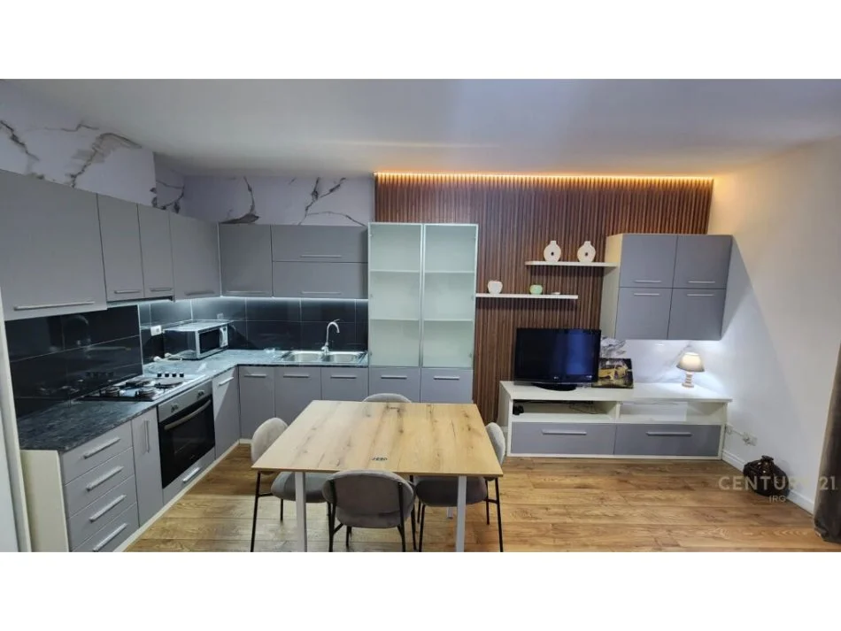 Tirane, jepet me qera apartament 2+1 Kati 2, 90 m² 700 € (Don Bosco, Vizion Plus)
