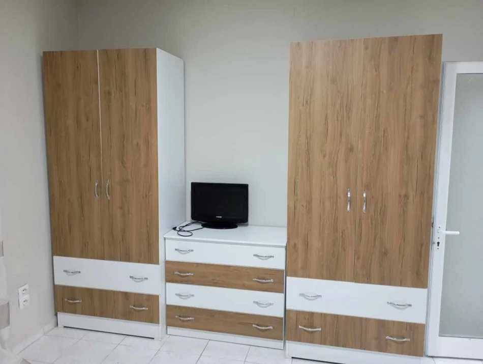 Tirane, shitet 2+1 Kati 2, 100 m² (Komuna e parisit)