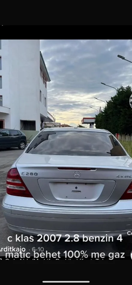 Durres, shitet makine Mercedez benz Benzin, gri metalizato automatik Kondicioner 260 km 4.000 €