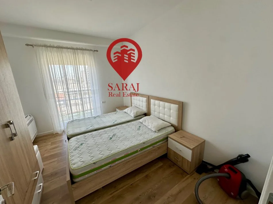 Tirane, jepet me qera apartament 2+1+Aneks+Ballkon Kati 3, 100 m² 700 € (Quatroum Rezidence te Panorama)