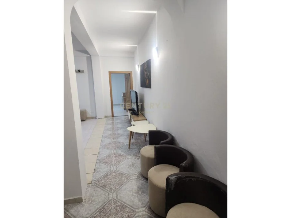 Durres, jap me qera apartament 1+1 Kati 1, 66 m² 420 € 