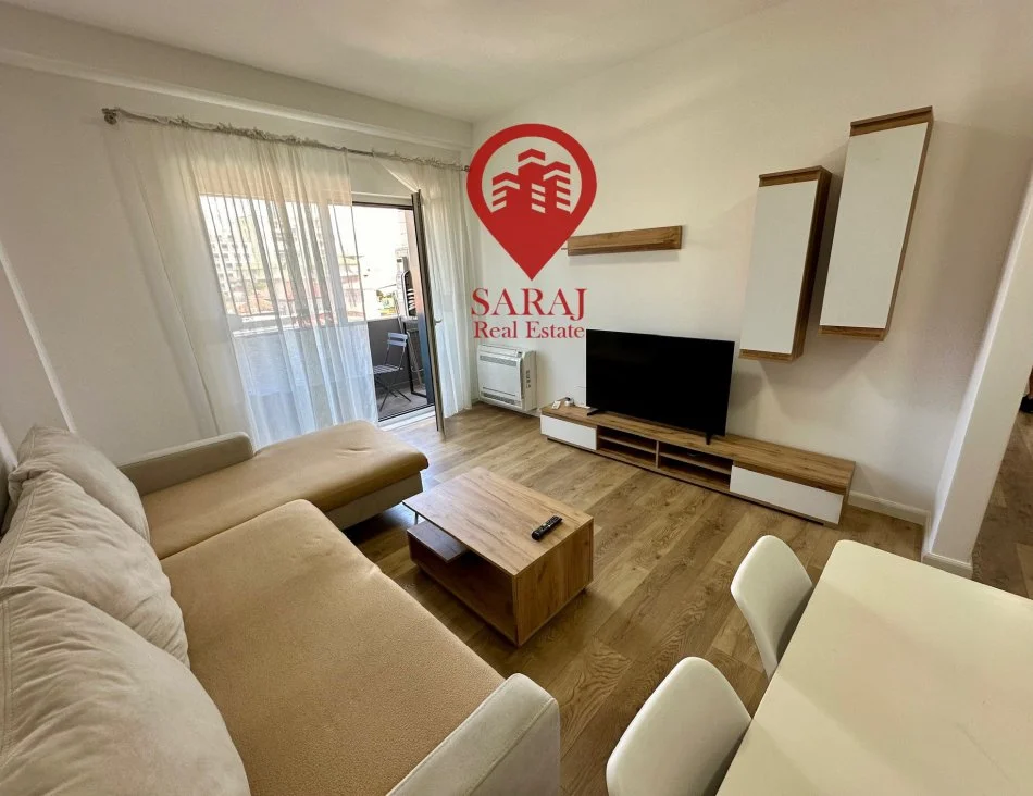 Tirane, jepet me qera apartament 2+1+Aneks+Ballkon Kati 3, 100 m² 700 € (Quatroum Rezidence te Panorama)