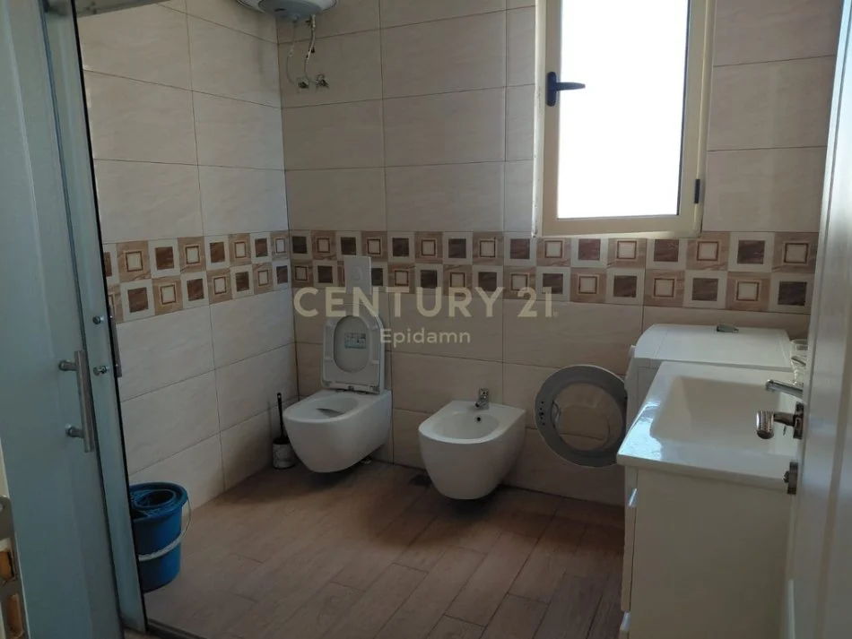 Durres, jepet me qera apartament 1+1 Kati 2, 66 m² 370 € 