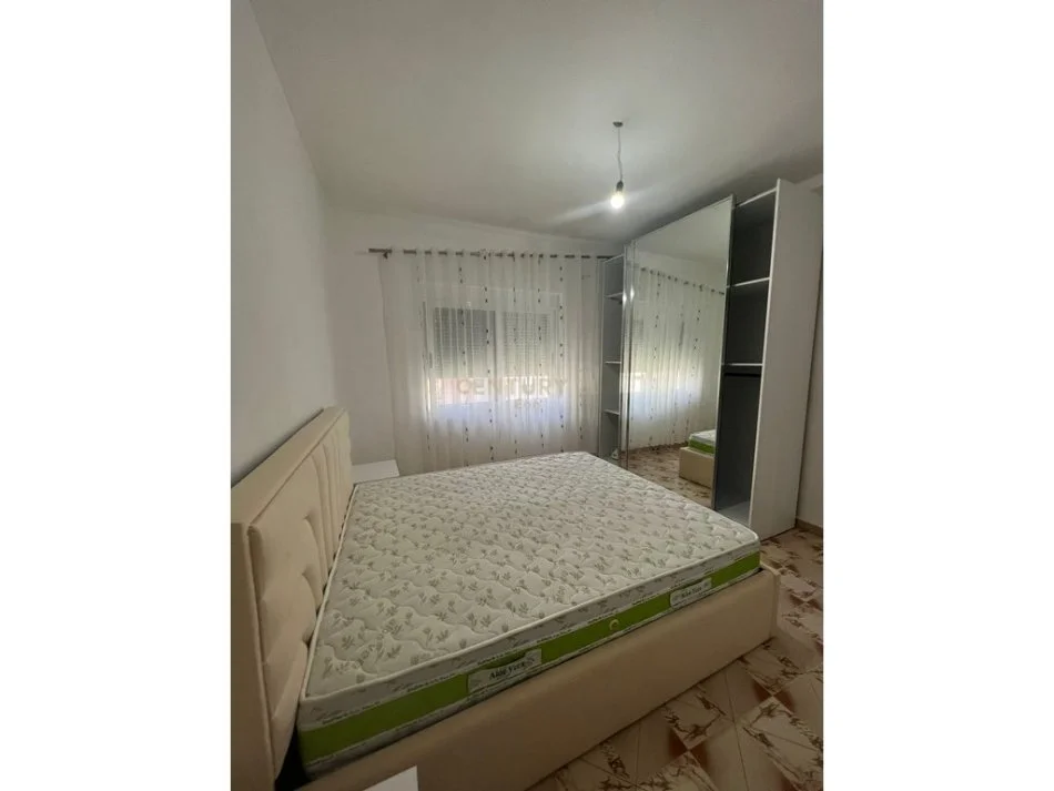 Durres, jepet me qera 2+1 Kati 4, 63 m² 350€