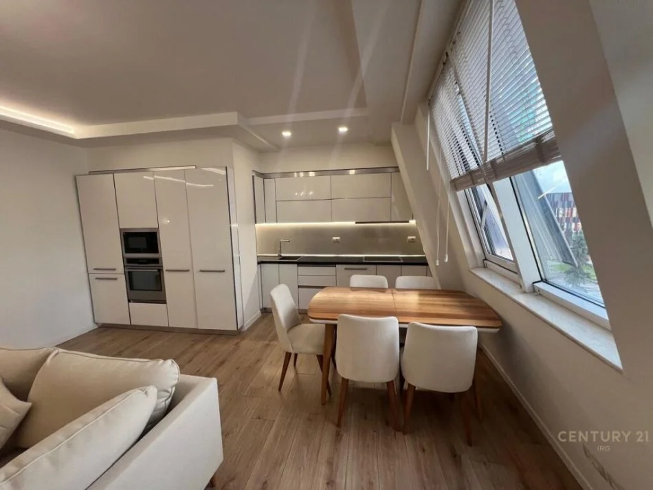 Tirane, jepet me qera apartament 2+1 Kati 4, 100 m² 1.200 € (Air Albania Stadium)