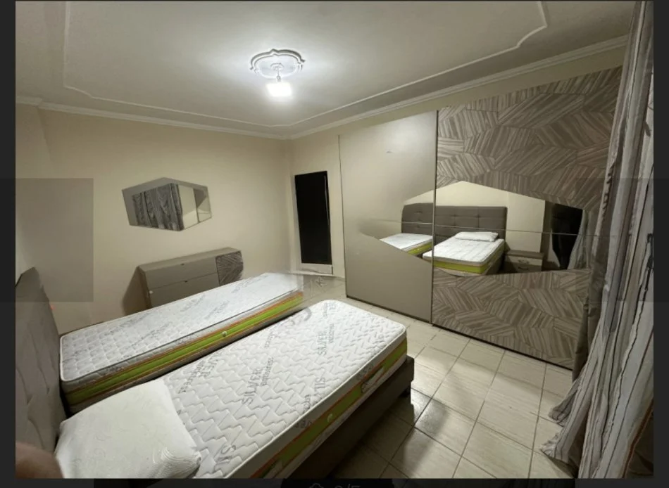 Tirane, jepet me qera apartament 1+1 Kati 2, 70 m² 500 € 