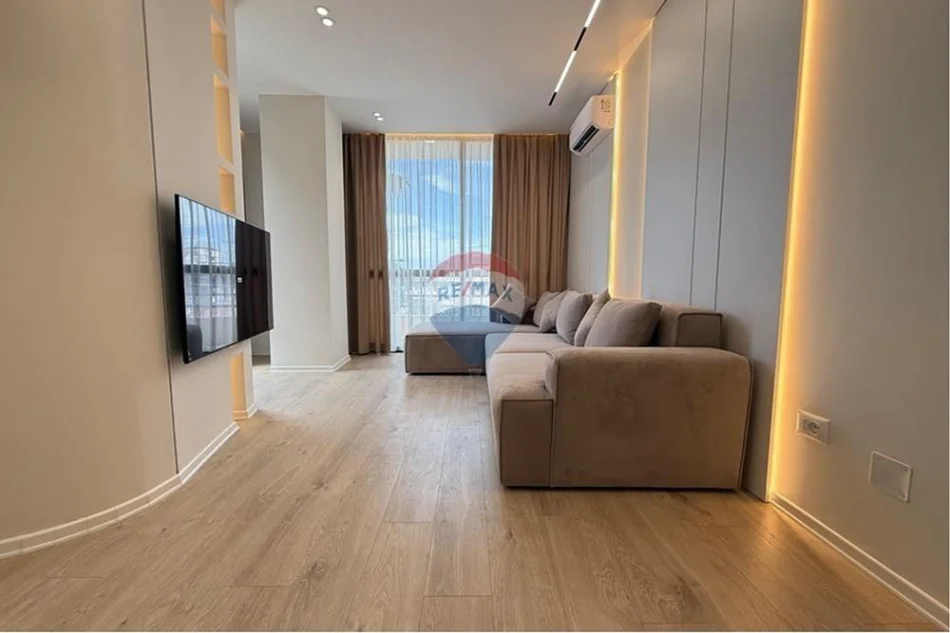 Tirane, shitet apartament 2+1 Kati 4, 81 m² 242.000 € 