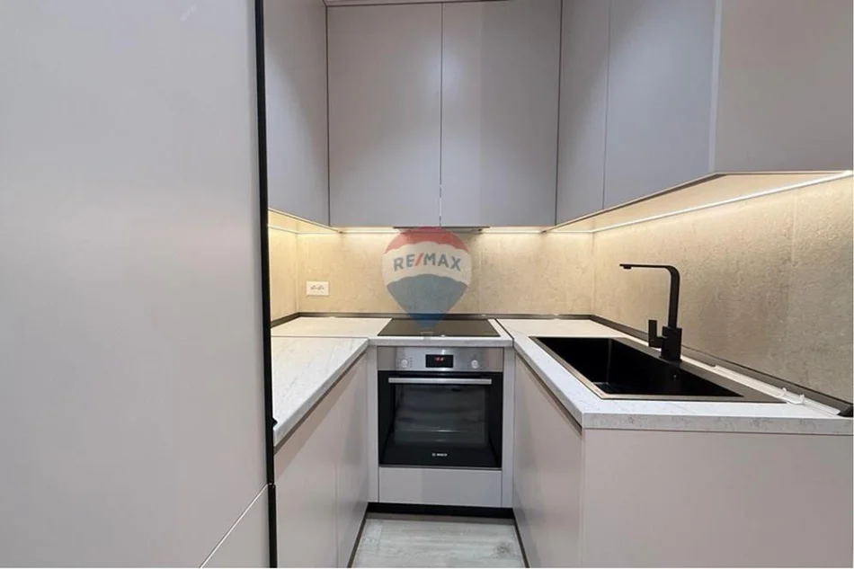 Tirane, shitet apartament 2+1 Kati 4, 81 m² 242.000 € 