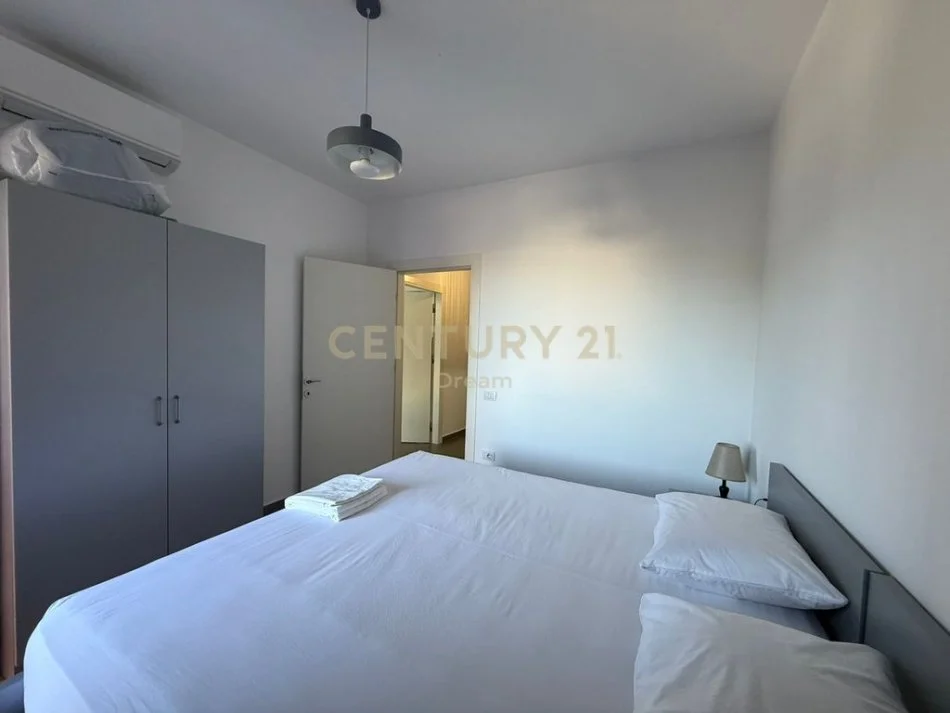 Tirane, jepet me qera apartament 1+1 Kati 4, 70 m² 500 € 