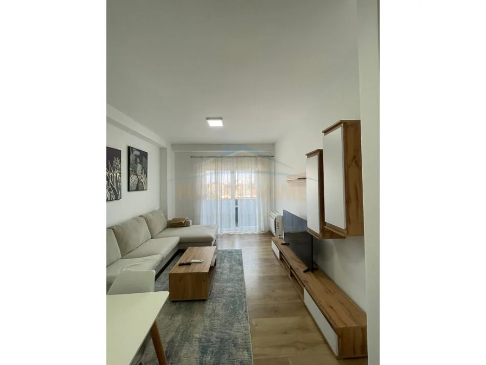 Tirane, jepet me qera apartament 2+1+Ballkon Kati 2, 90 m² 800 € (Quartum Residence Rruga Panorama)