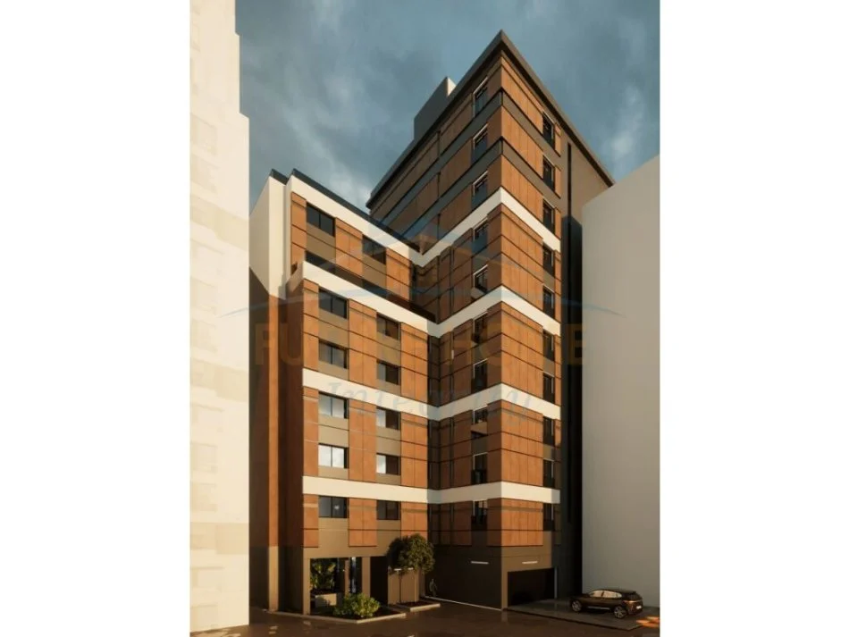 Tirane, shitet apartament 1+1+Ballkon Kati 1, 66 m² 143.000 € (Pazari i Ri)